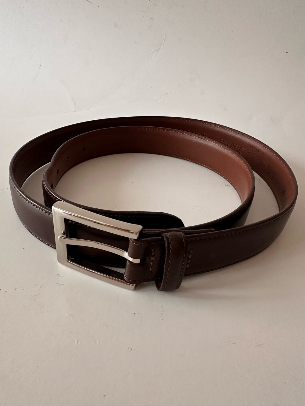 Saks Fifth Avenue Men's Brown Leather Belt - Size 42 - Made in USA